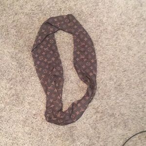 Elegant Brown Designer Scarf